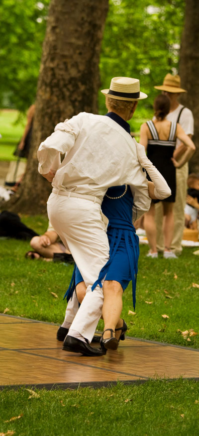 couple dancing the charleston in costume