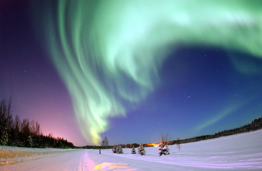 Striking Aurora Borealis Shots - Alaska Travel Blog by Princess Lodges