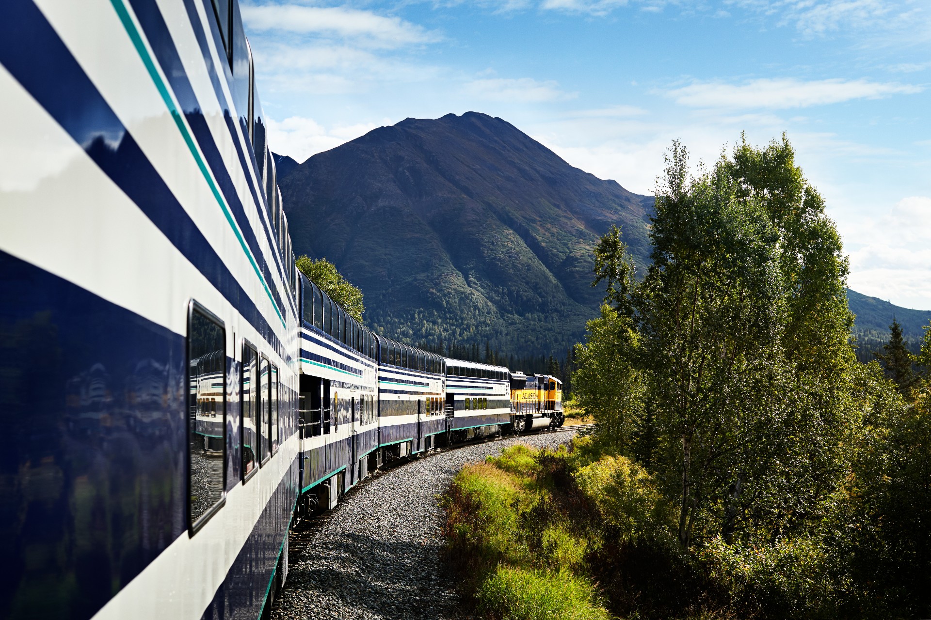 Tour the Alaska Railroad - Princess Rail Tours